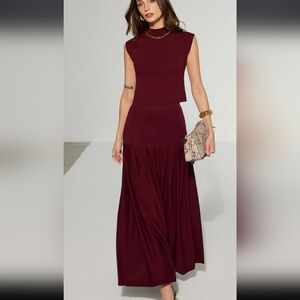 NWT Commense Mock Neck Sleeveless Top and Pleated Midi Skirt Set Red Burgundy S